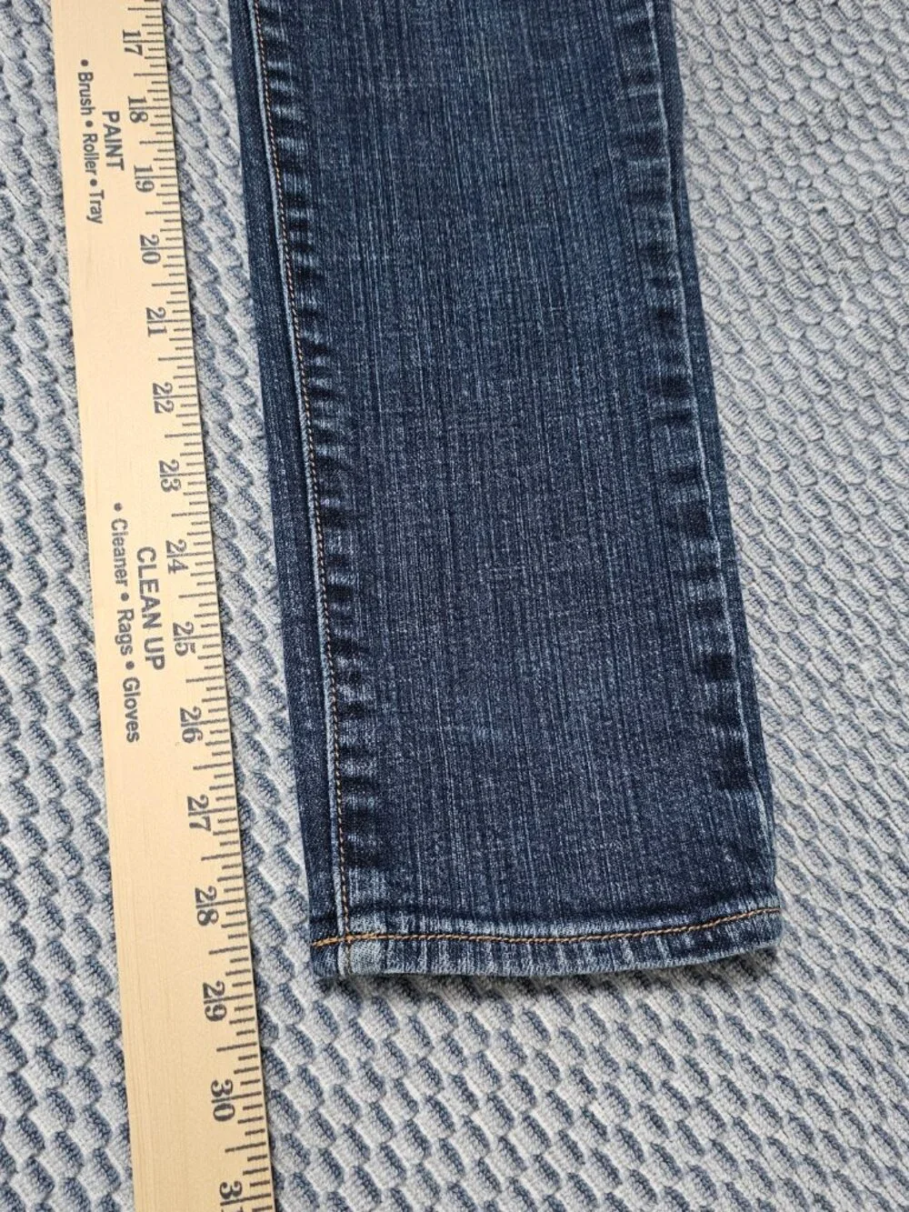Old Navy The Sweetheart Mid Rise Dark Blue Slim Jeans / Pants – Women’s Size 6